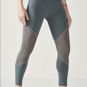 New Fabletics Brogan Leggings!